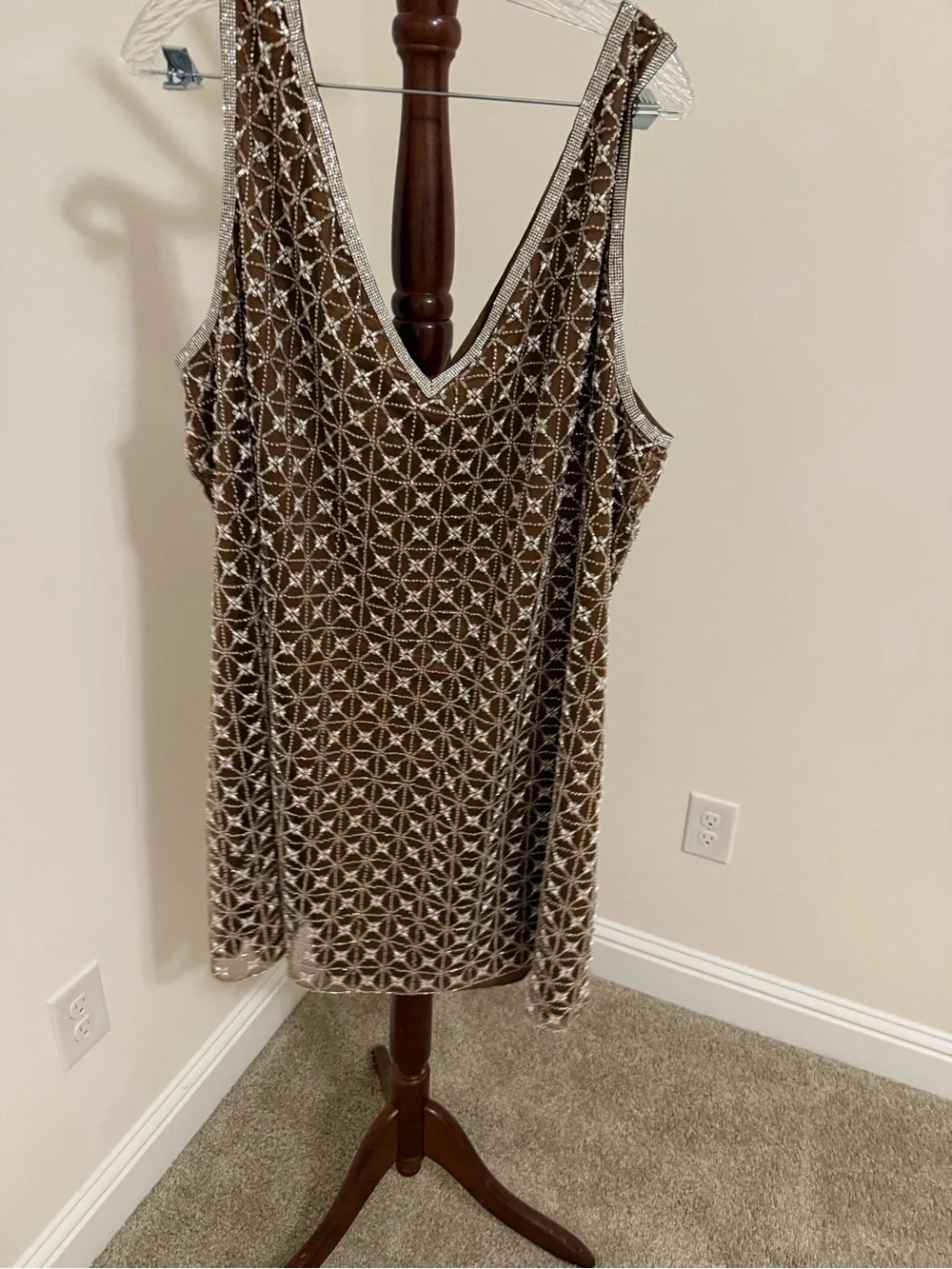 SAYLOR Brown Embroidered V‑Neck Chemise with Contrast Trim